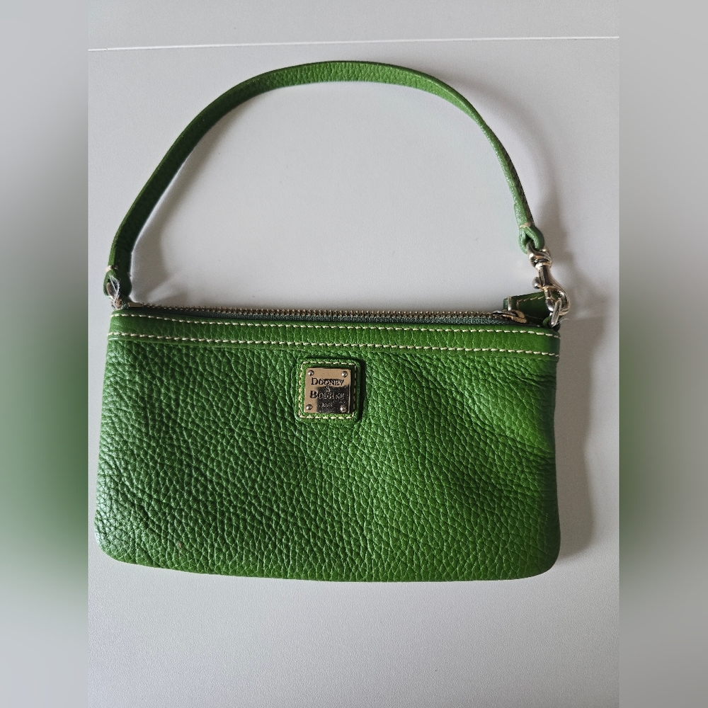 Dooney & Bourke Green Pebbled Leather Clutch Wristlet
